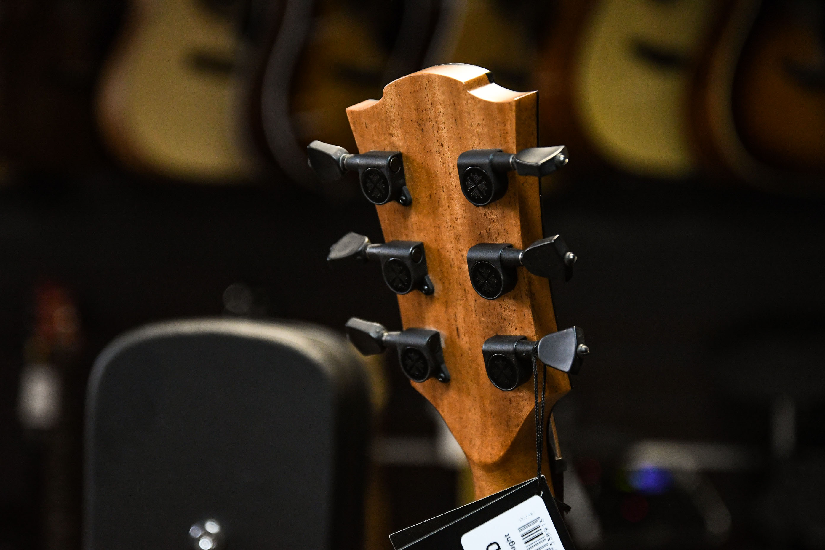 Гитара акустическая LAG T-88D