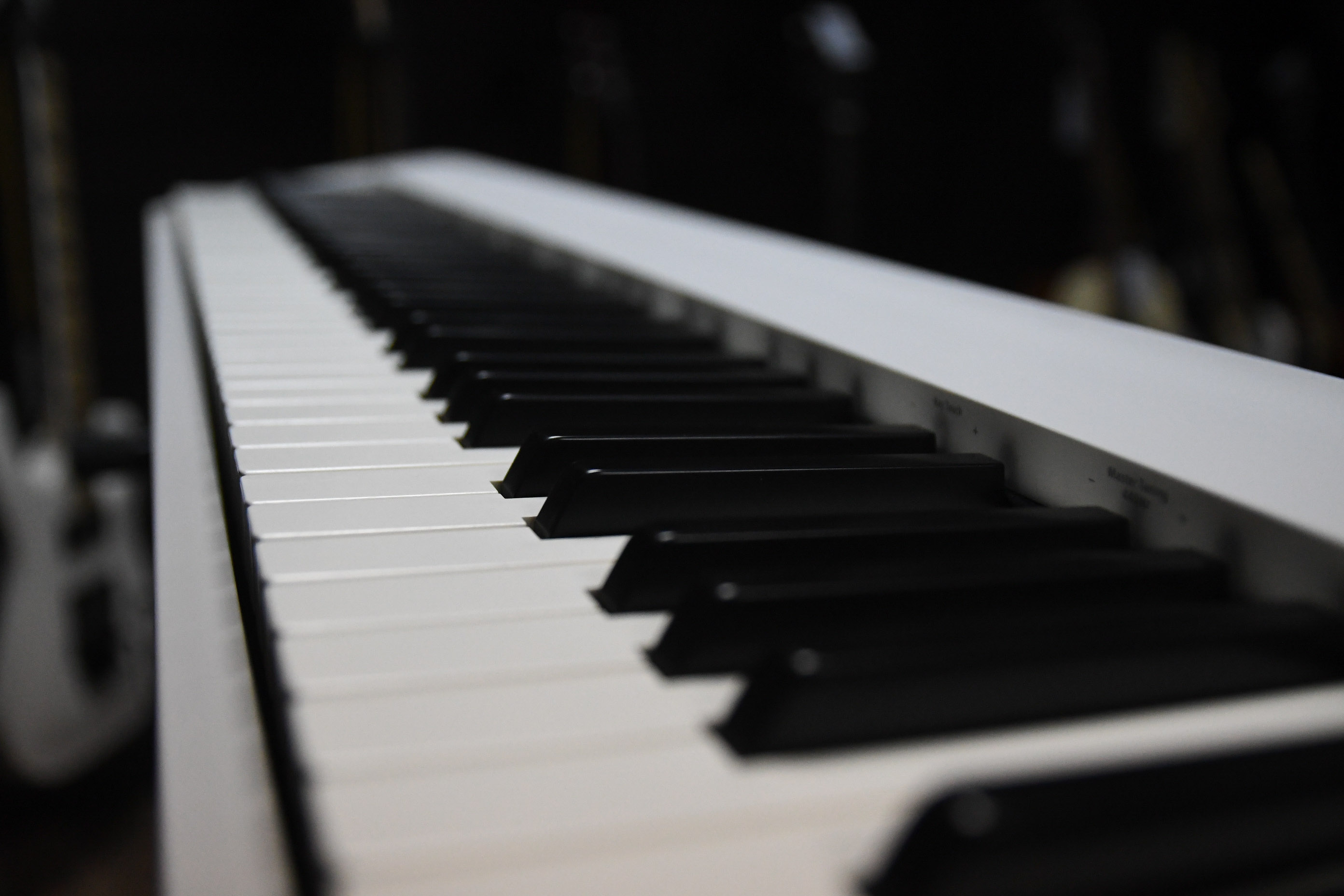 Цифровое пианино ROLAND FP-30X WH