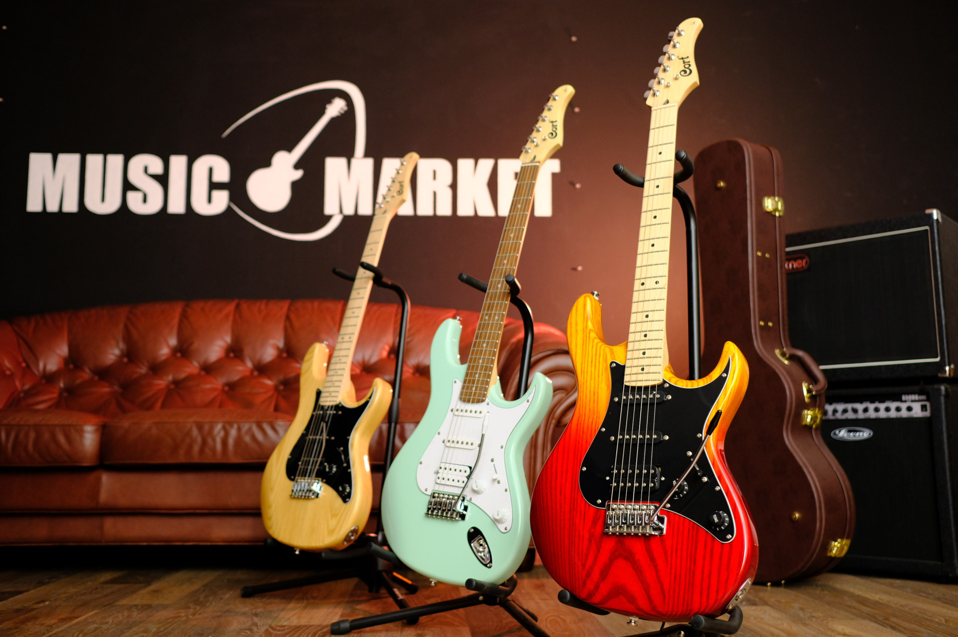 Электрогитара Fabio ST100 N (S/S/S)