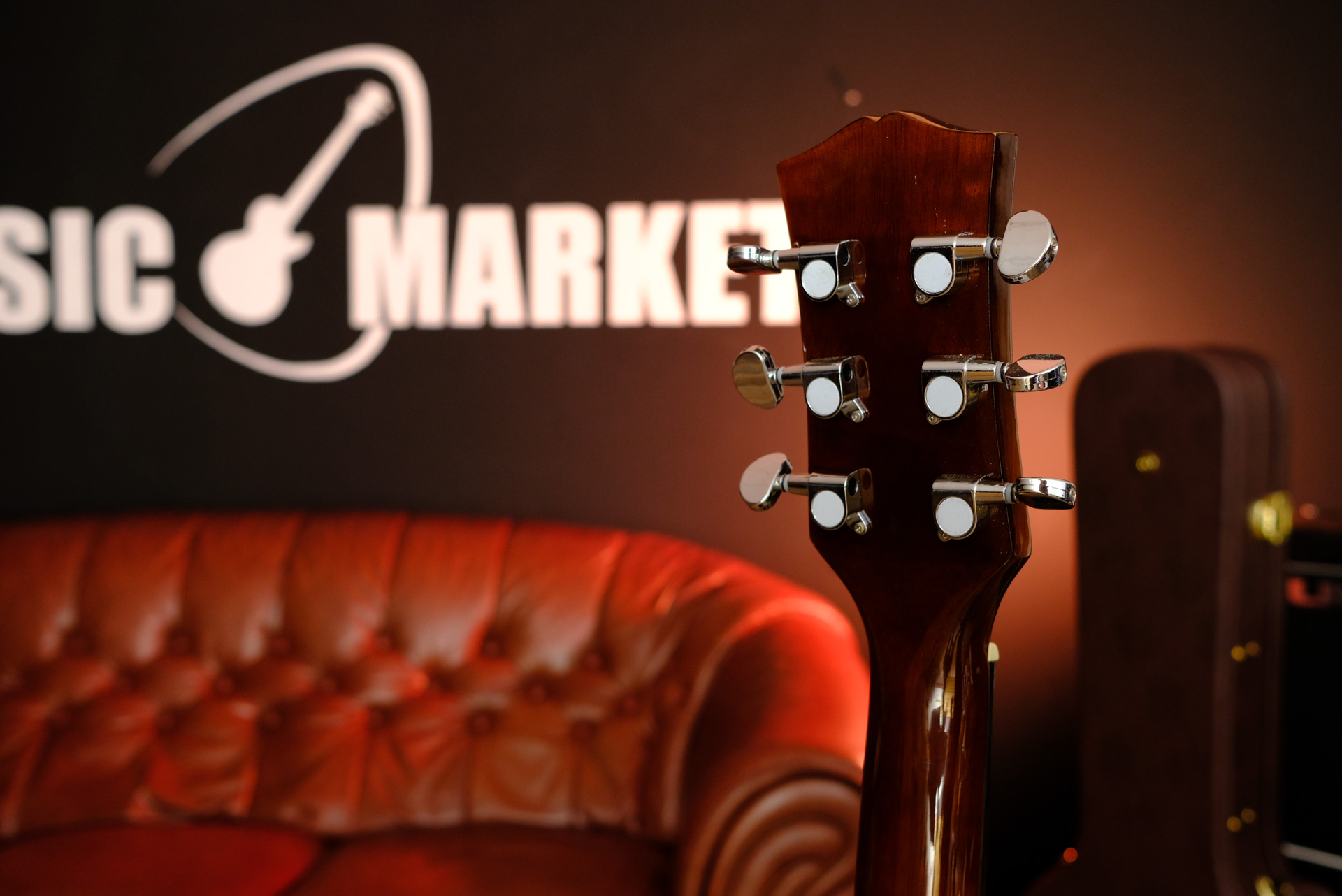 Электроакустическая гитара Fabio FAW-701VS CEQ (SB)