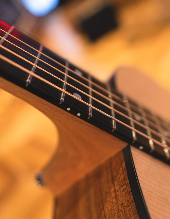 Акустическая гитара Maton S70